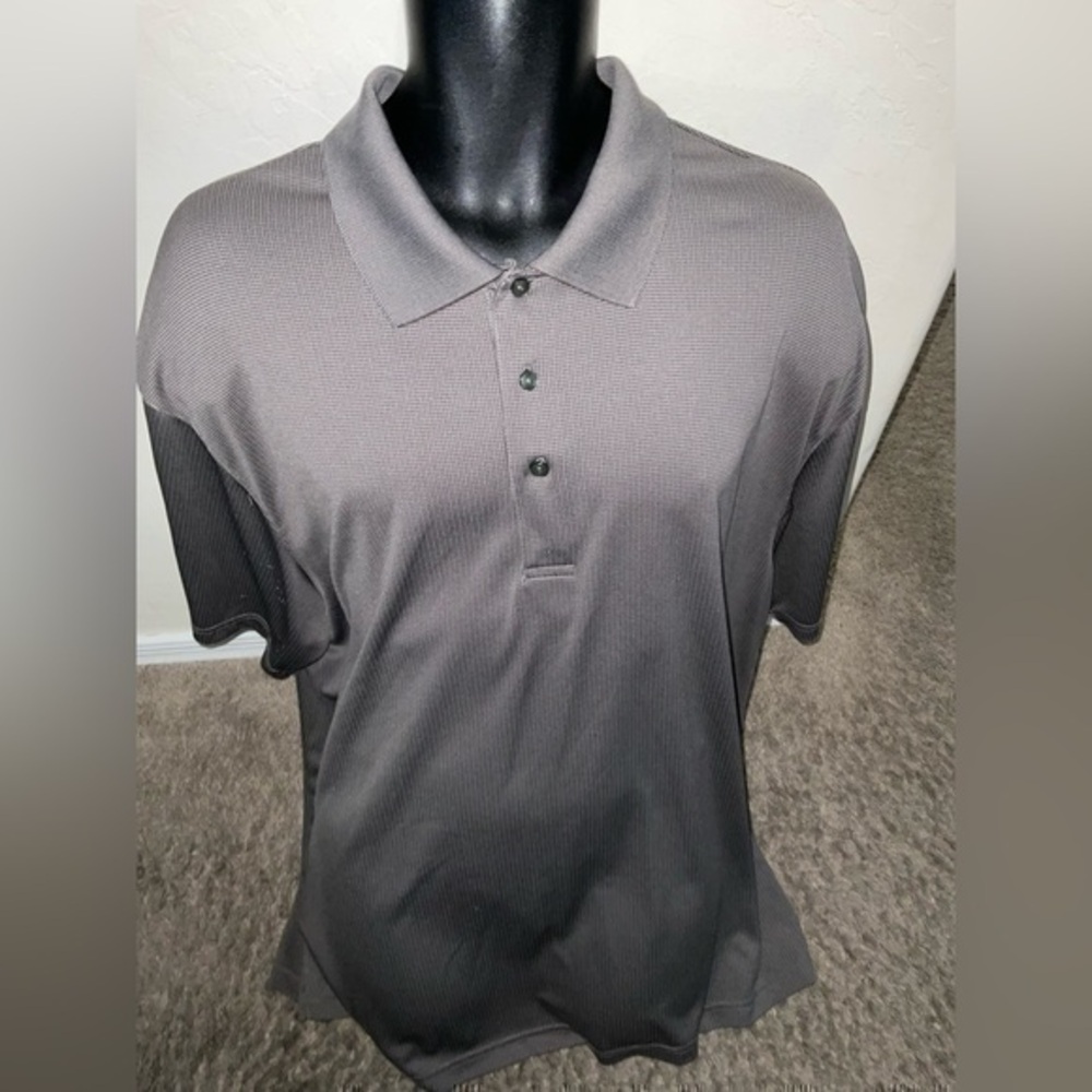 Mens used size 3xL Ben Hogan polo shirt Pre own items are as is any